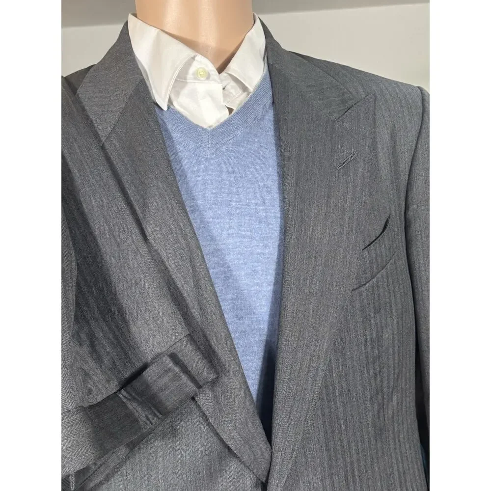 Tom Ford Herringbone Gray Wool 2Pc Suit Windsor Peak Lapel 52R 42R US 35x31 New